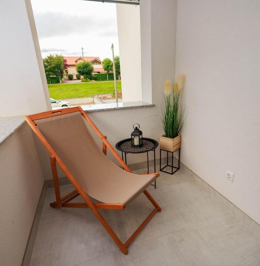 Villa Elena กราโบวาซ ภายนอก รูปภาพ
