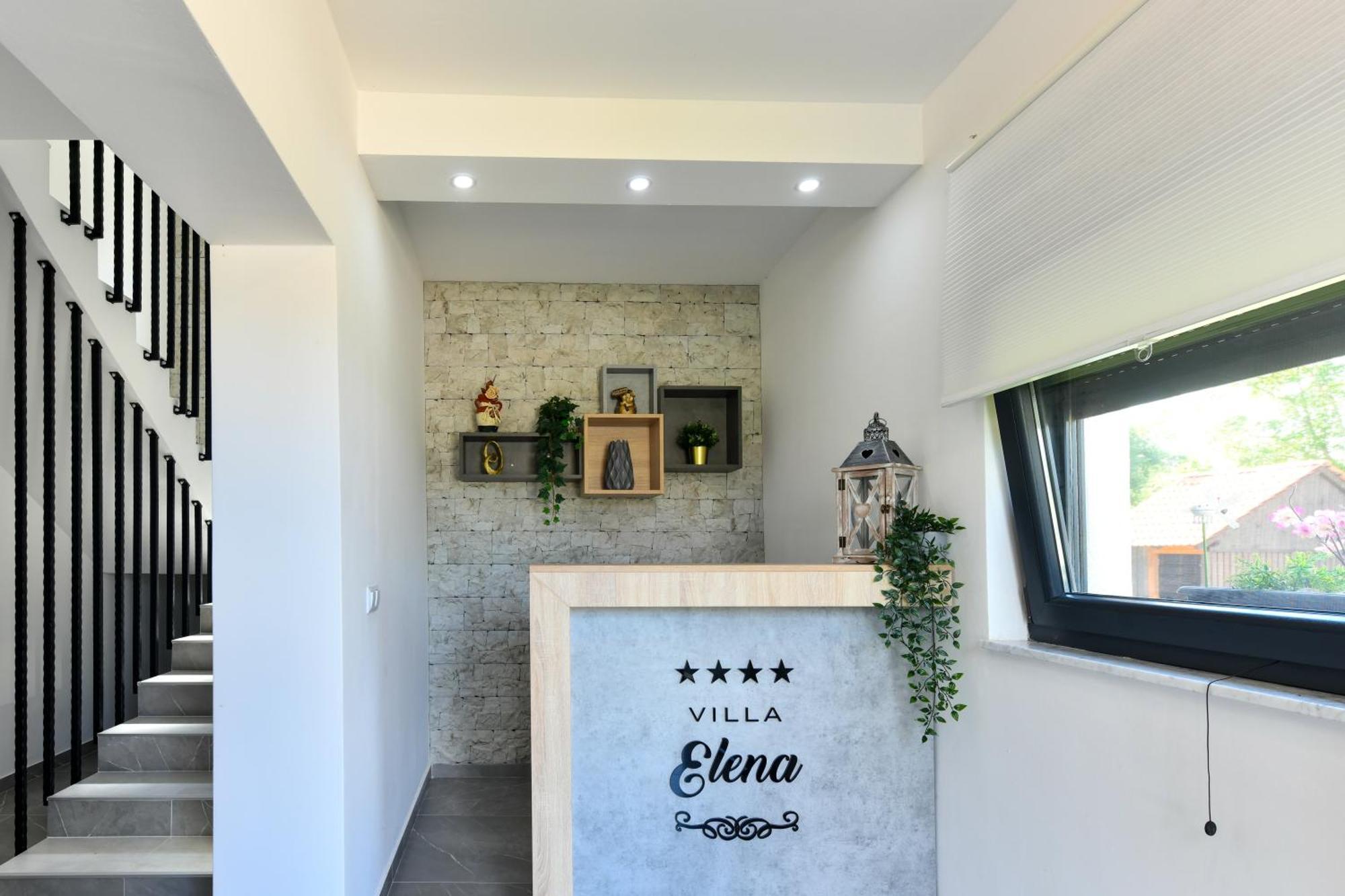 Villa Elena กราโบวาซ ภายนอก รูปภาพ