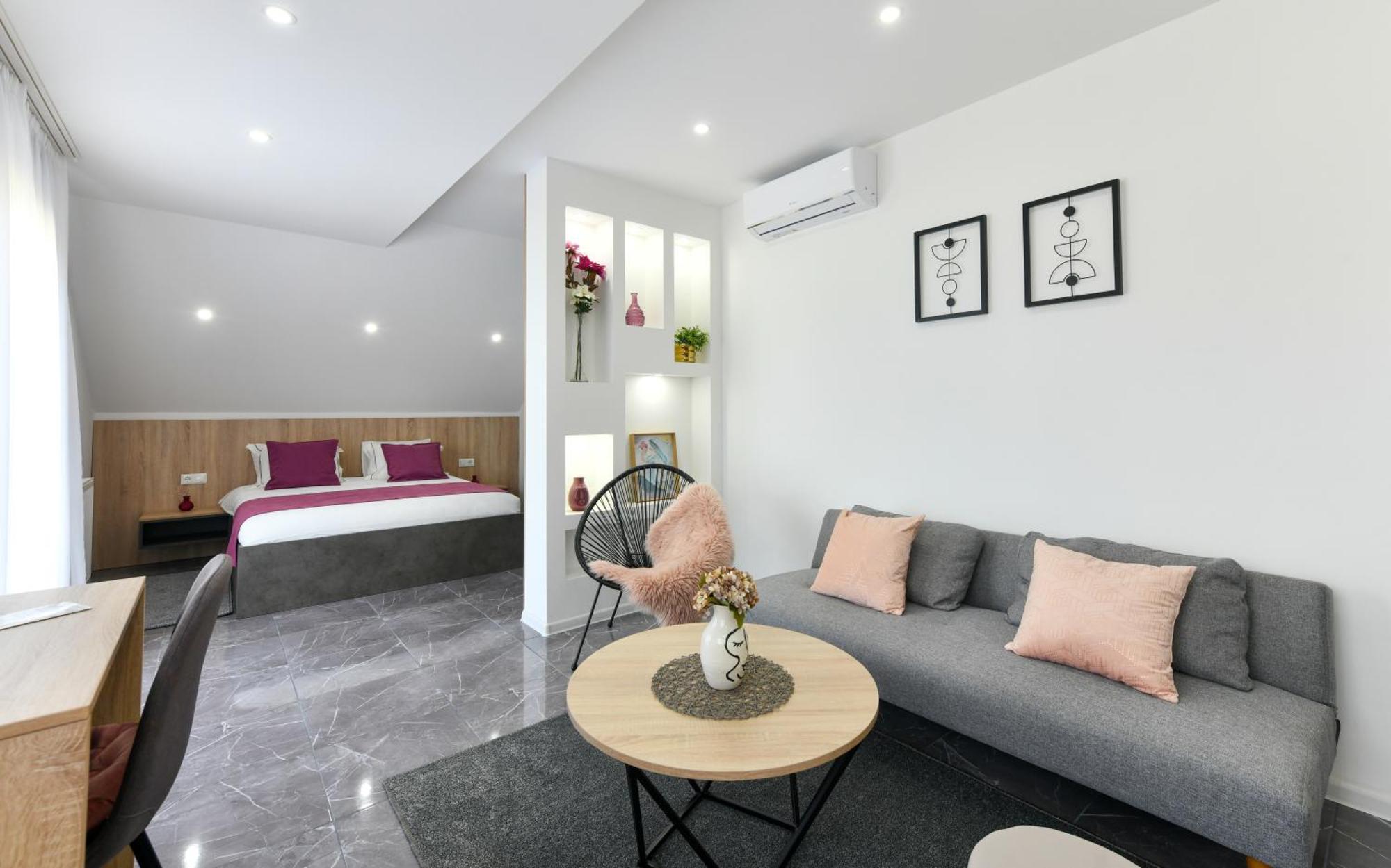 Villa Elena กราโบวาซ ภายนอก รูปภาพ